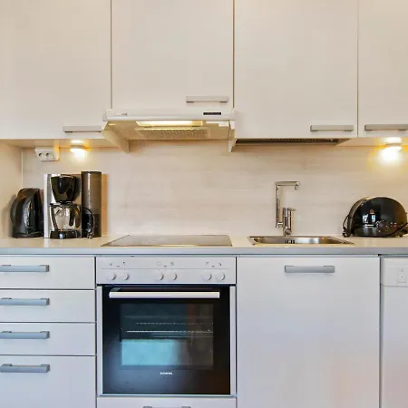 64- 1210 By Interhome Semesterbostad *